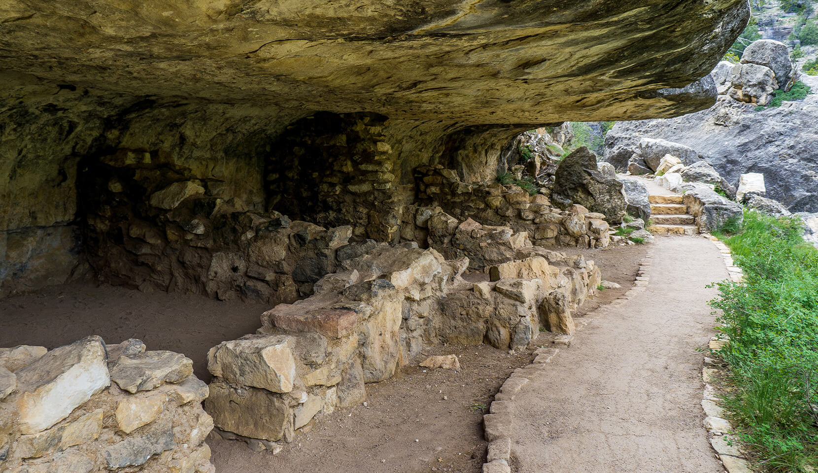 Walnut Canyon National Monument