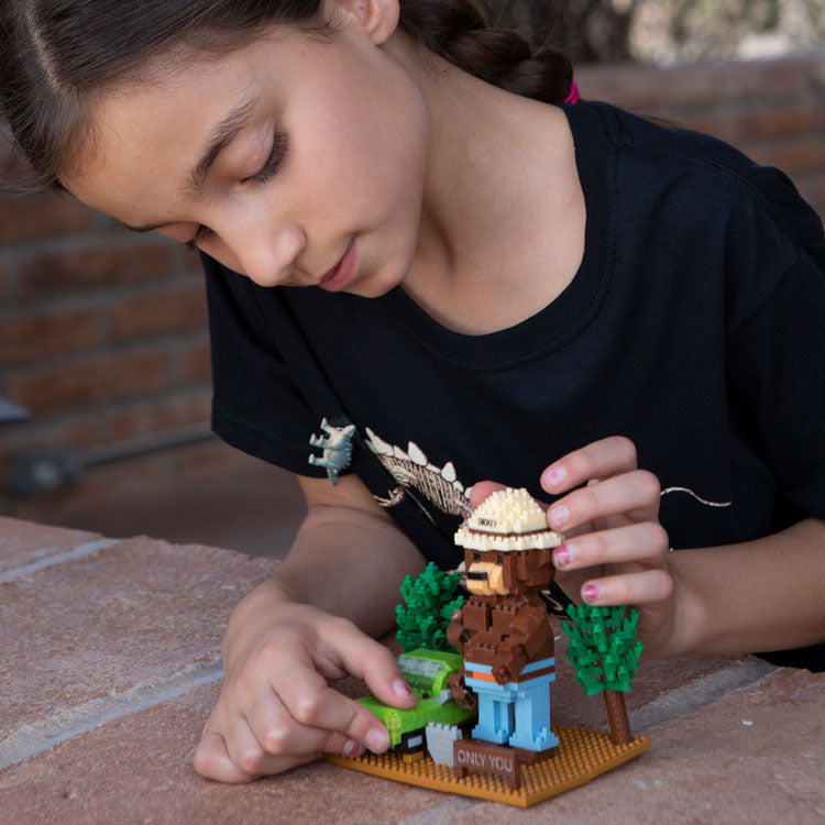 Smokey Bear with SUV Mini Block Set