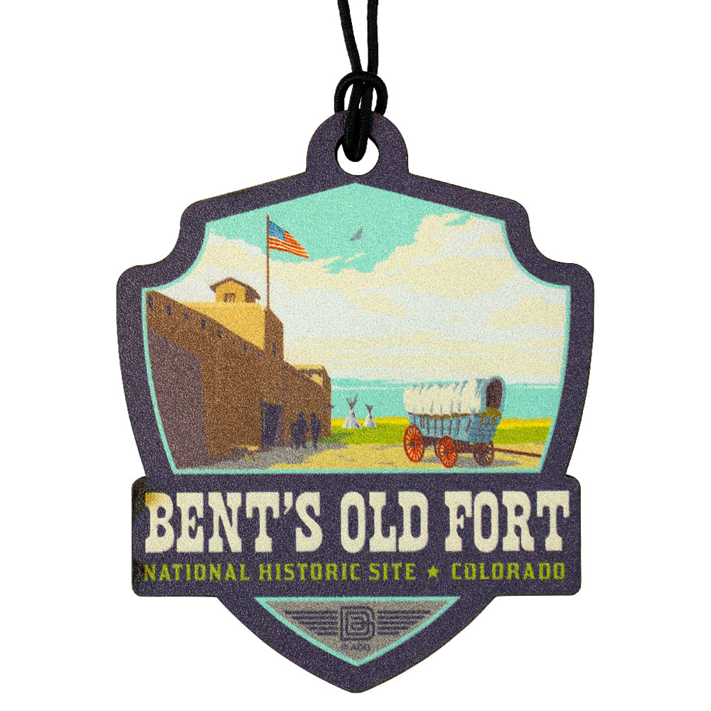 Badge-shaped ornament with illustration of Bent's Old Fort National Historic Site in Colorado
