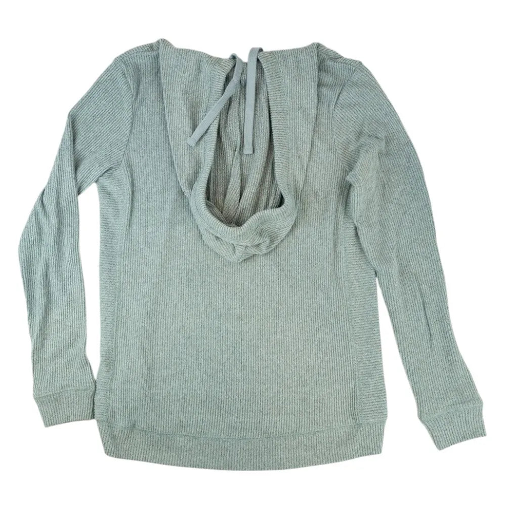 Blue/gray ribbed sweater with a hood on a white background